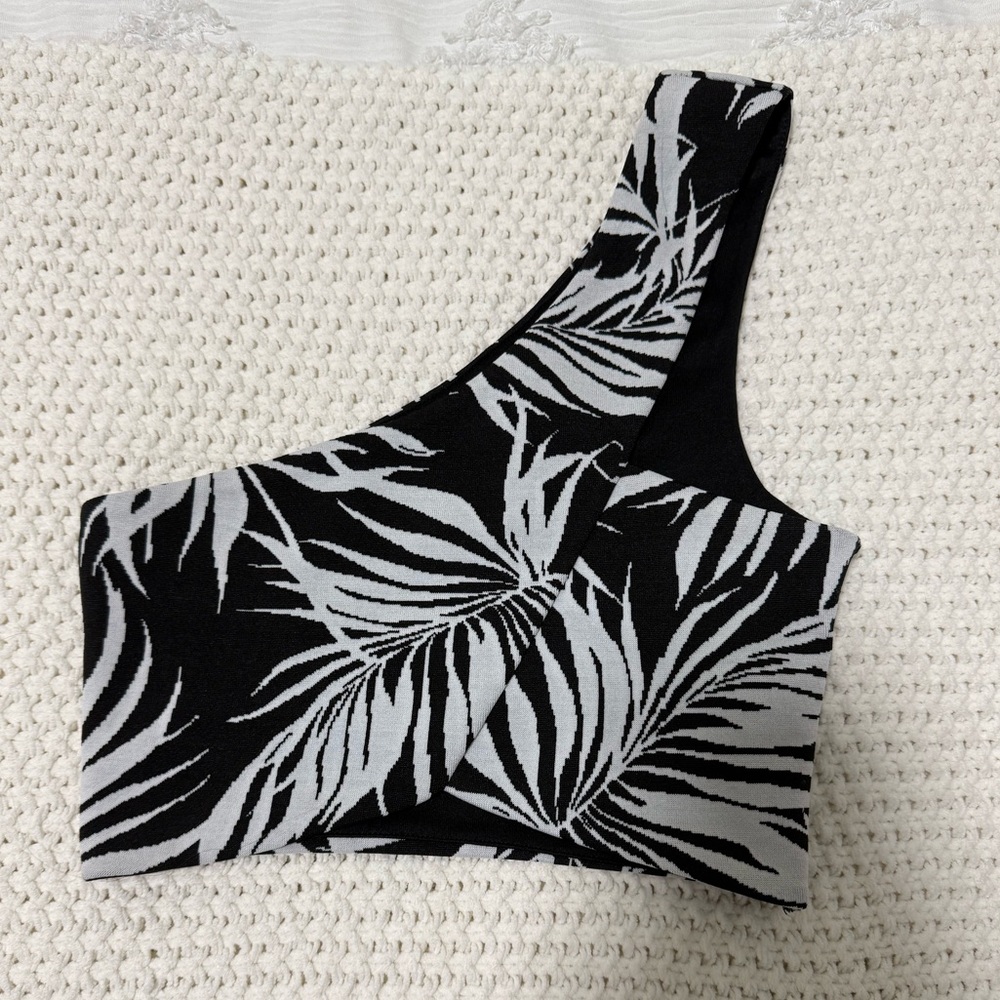 ZARA Black and Gray Leaf Print Women's Top